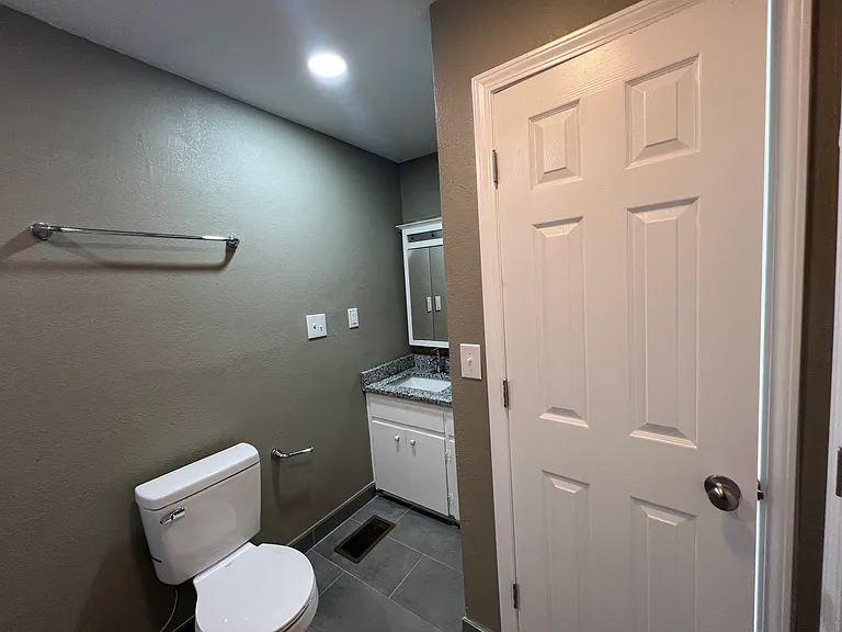 1231 S 76th East Ave — Photo 7