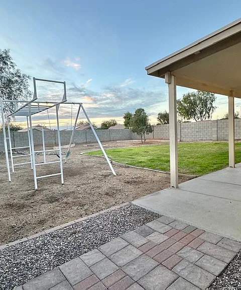 1700 S Weaver Dr — Photo 29