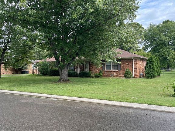 2nd image of 1603 Magnolia Dr