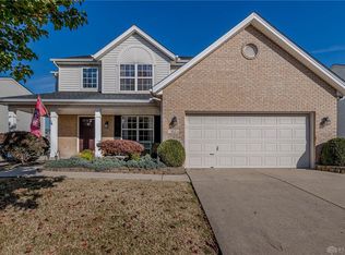 912 Legacy Ct, Trenton, OH