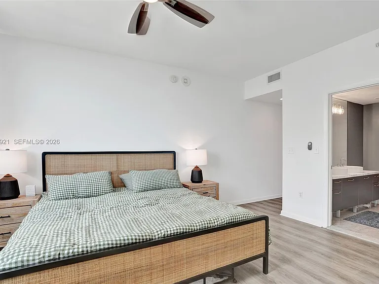 244 Biscayne Blvd #3409 — Photo 22