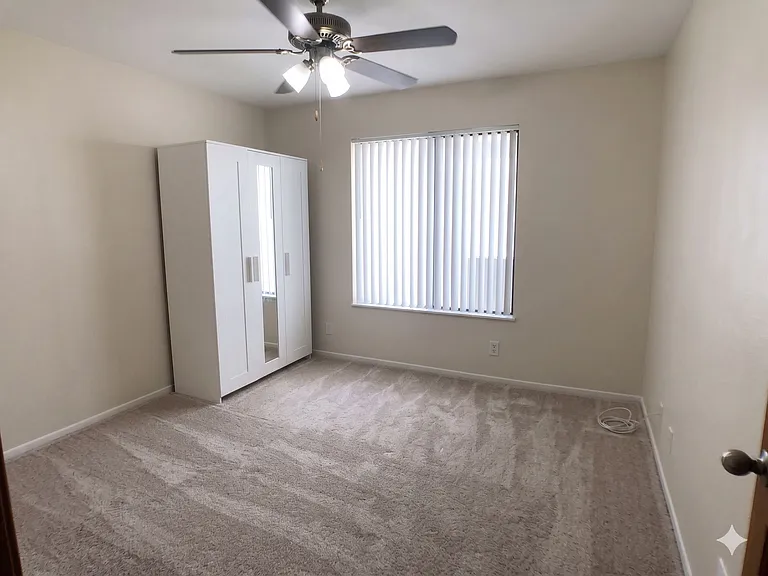 422 S Palm Dr #2 — Photo 11