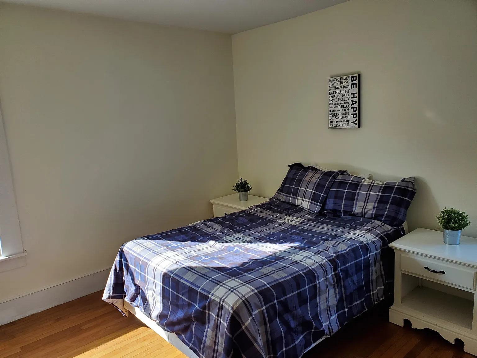 2 bed, 1240 sqft, $1,700 — Photo 4