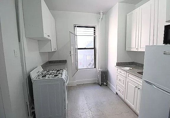 5th image of 483 Columbus Ave APT 3C