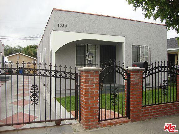 2nd image of 1032 W 65th St