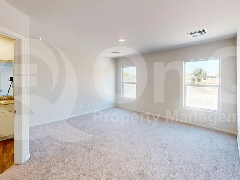 2064 E Velvet Pl — Photo 10