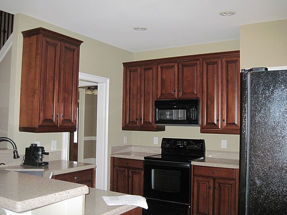 Kitchen with breakfast bar