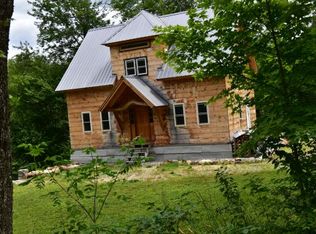 434 Pease Hill Rd, Tamworth, NH 03886
