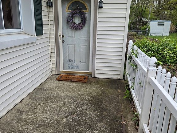 5th image of 3631 Sample Rd