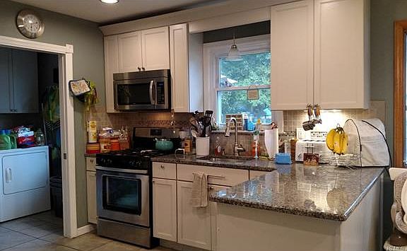 4th image of 845 Mizzen Ave