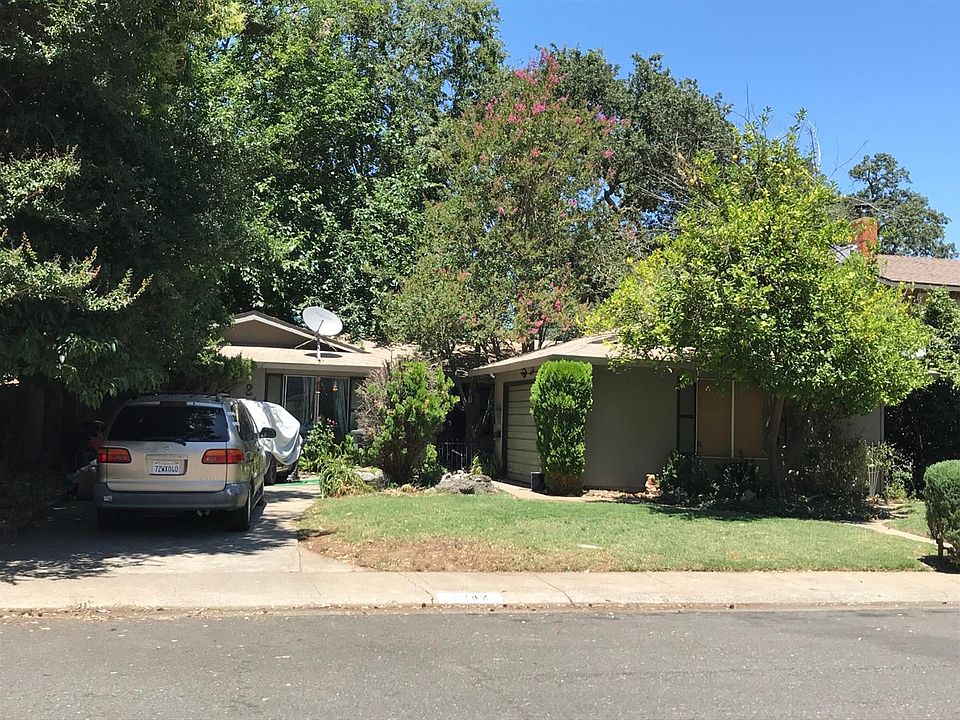2nd image of 2242 Rogue River Dr
