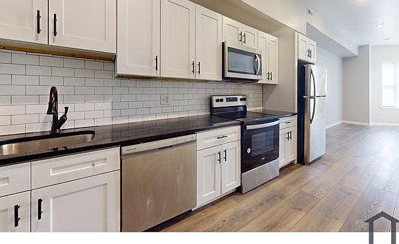 5th image of 2217 N 33rd St Floor 2