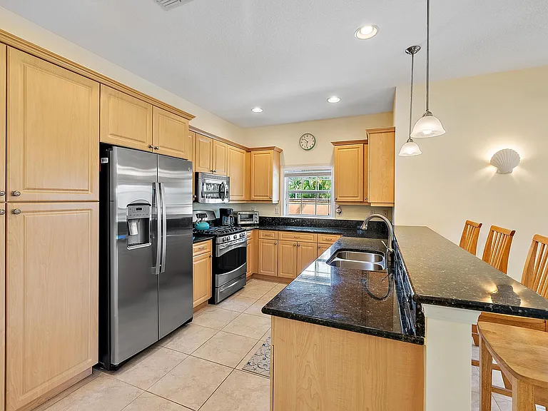 19043 SE Jupiter River Dr #COTTAGE — Photo 8