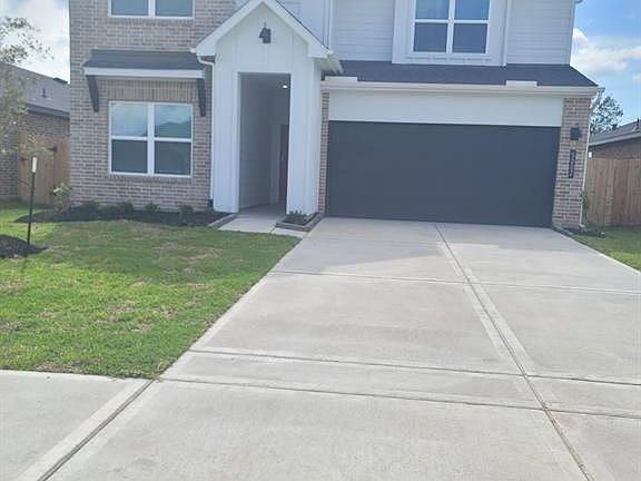 2nd image of 5002 Pine Haven Ln