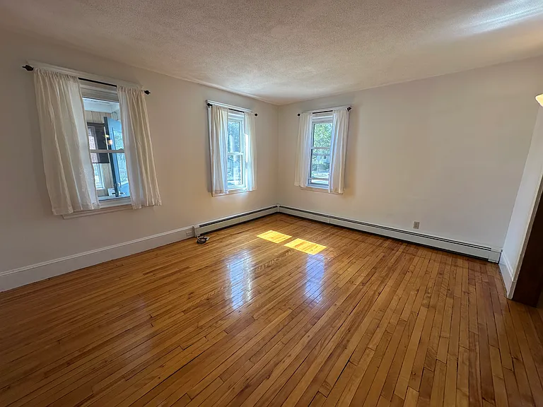 15 Herbert Rd — Photo 11
