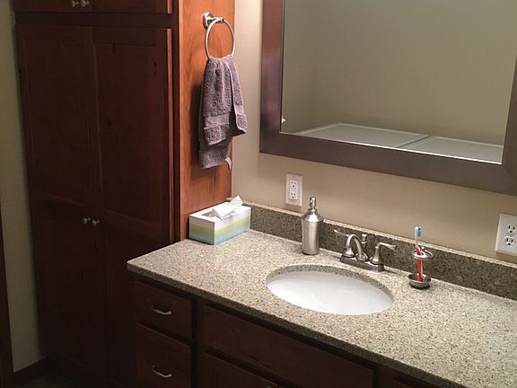 5th image of 1280 Howard Ave