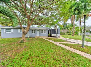 3670 SW 15th St, Fort Lauderdale, FL 33312