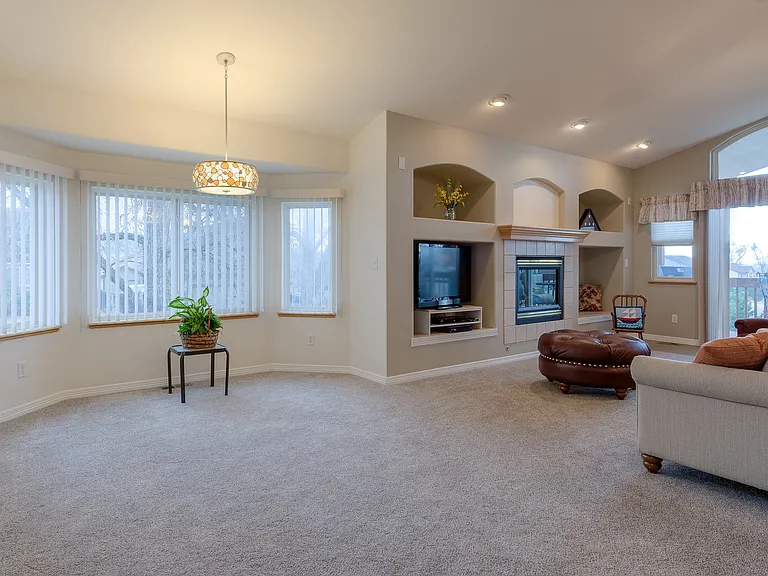 9630 W 70th Ave — Photo 5