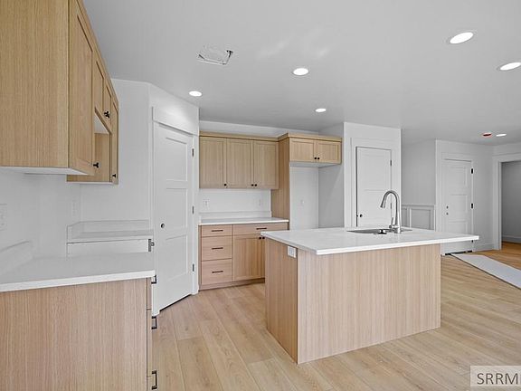 5th image of 3676 E Felix Way