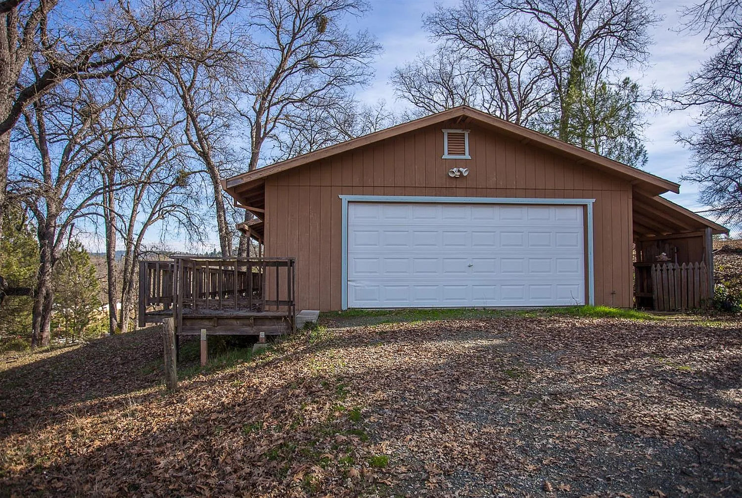 6440 Heavenly Ridge Rd photo 1