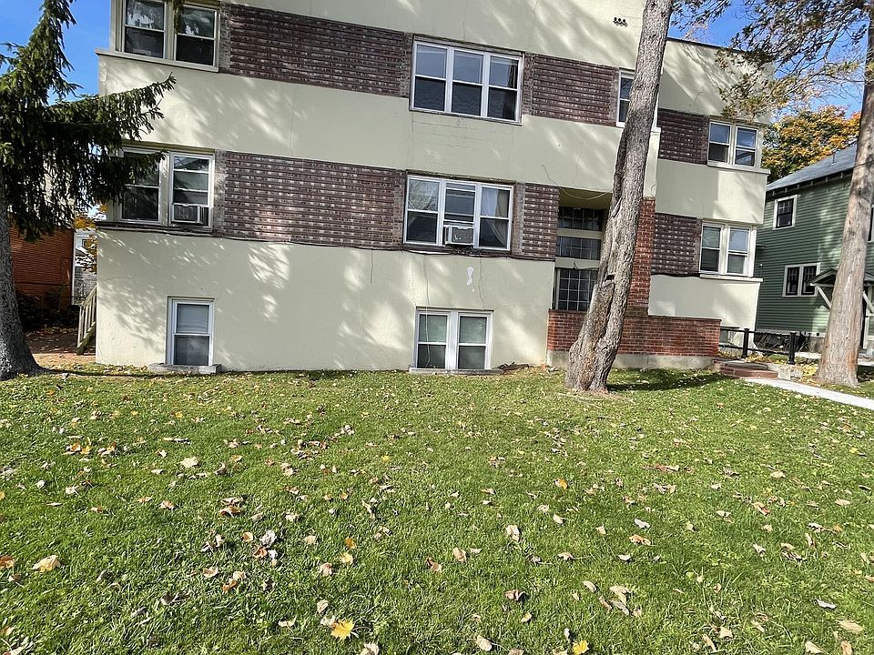 1st image of 37 Parkwood St #3