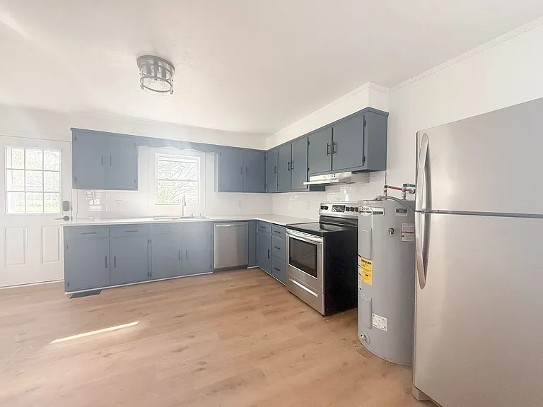 125 Woodland St — Photo 10