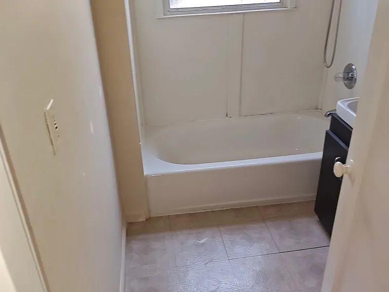 917 Dwight Way #917 — Photo 7