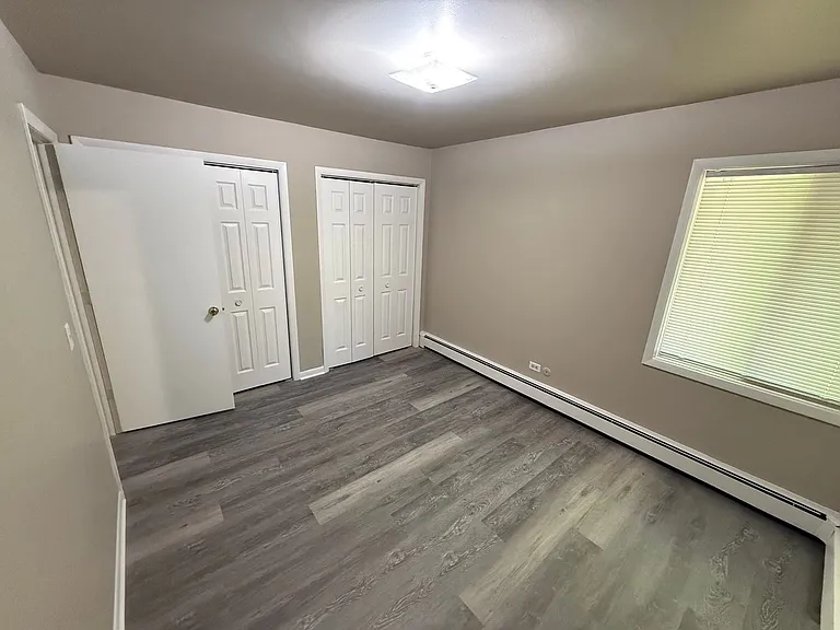 2415 Paradise Blvd — Photo 3