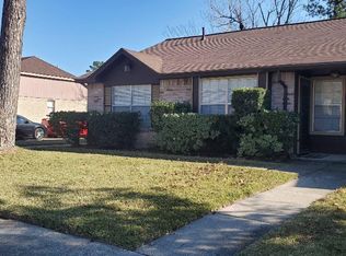 2306 Spring Dusk Ln, Spring, TX 77373