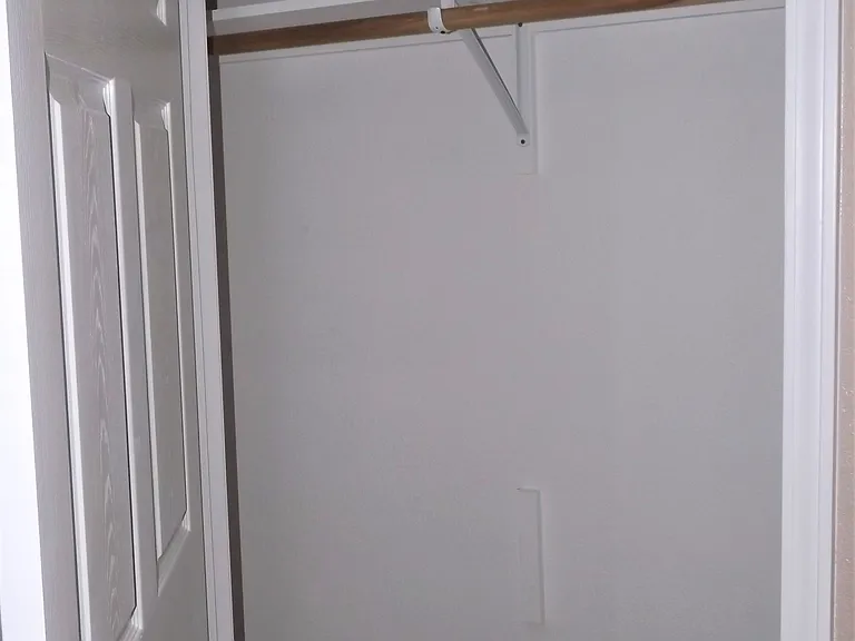 2 Bedroom 1 Bath — Photo 8