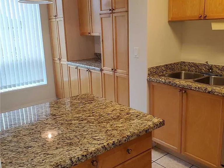 745 New Westminster Dr #312 — Photo 3