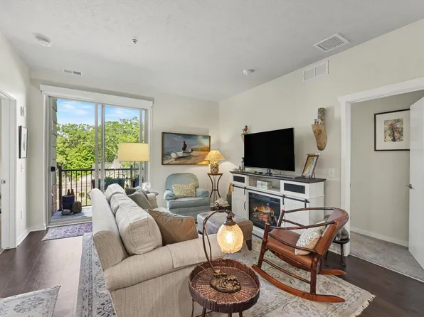 630 S Garfield Ave #303, Traverse City, MI 49686