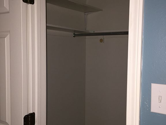 Walk in closet