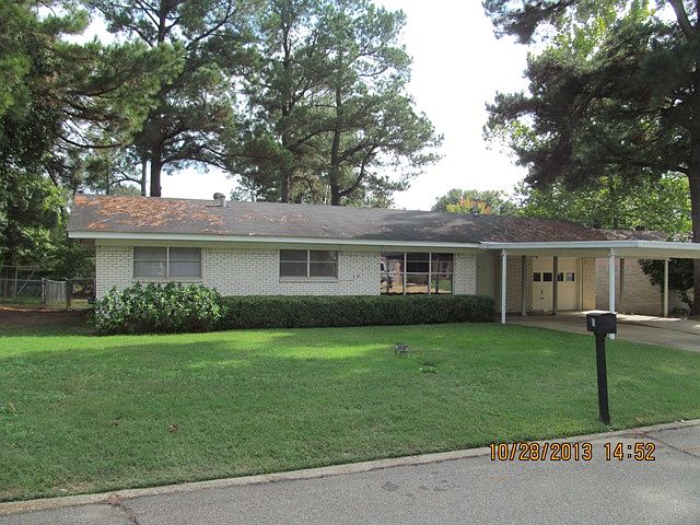 1st image of 810 Hawkins Ave