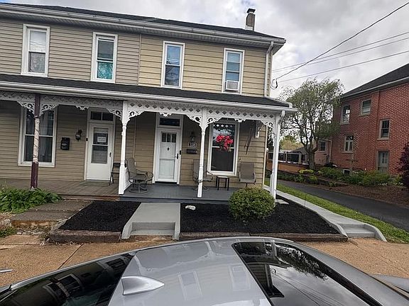 2nd image of 338 E Park St