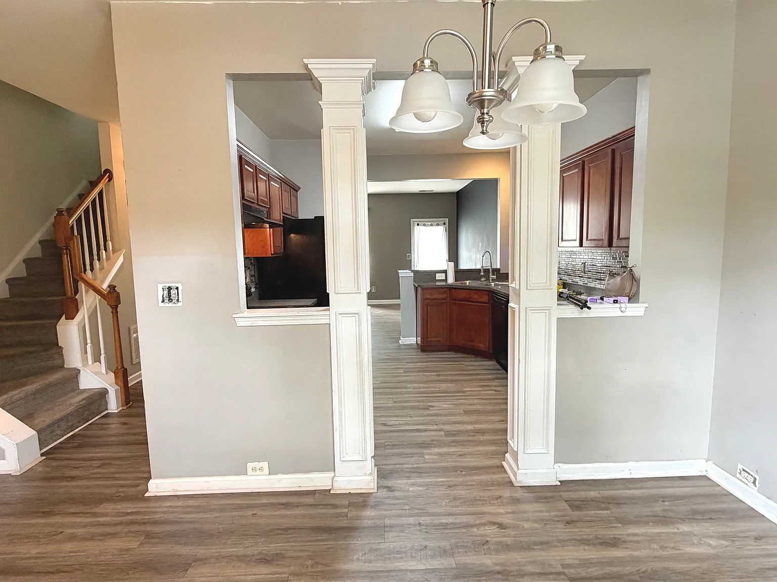3 bed, 2.5 bath, 1480 sqft, $1,900 — Photo 3