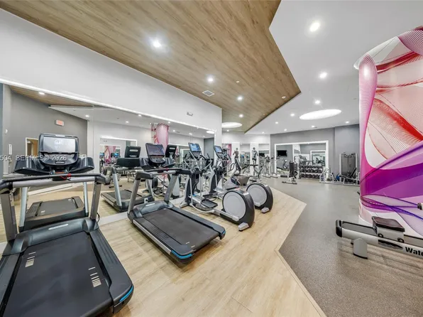 3610 Yacht Club Dr APT 1016, Aventura, FL 33180