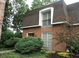 2821 Chateau Cir S, Columbus, OH 43221