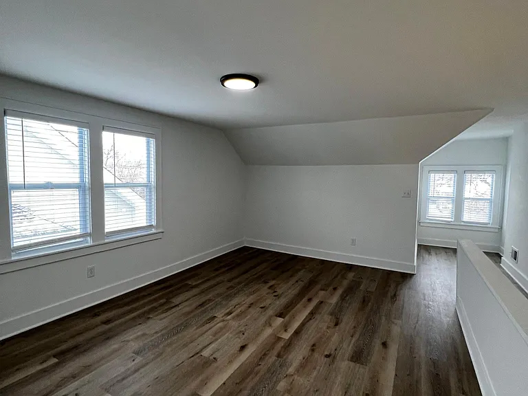 1682 Glenmont Rd — Photo 20