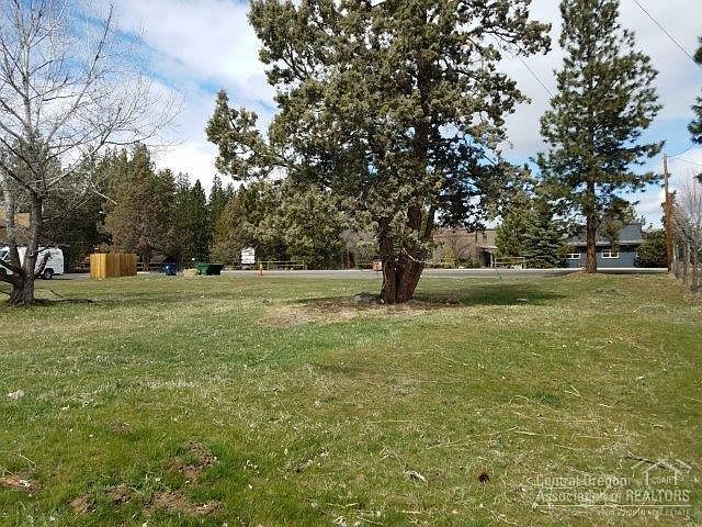 2nd image of 343 W Adams Ave