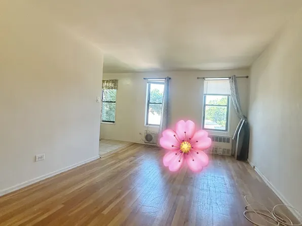 (undisclosed Address), Jamaica, NY 11435