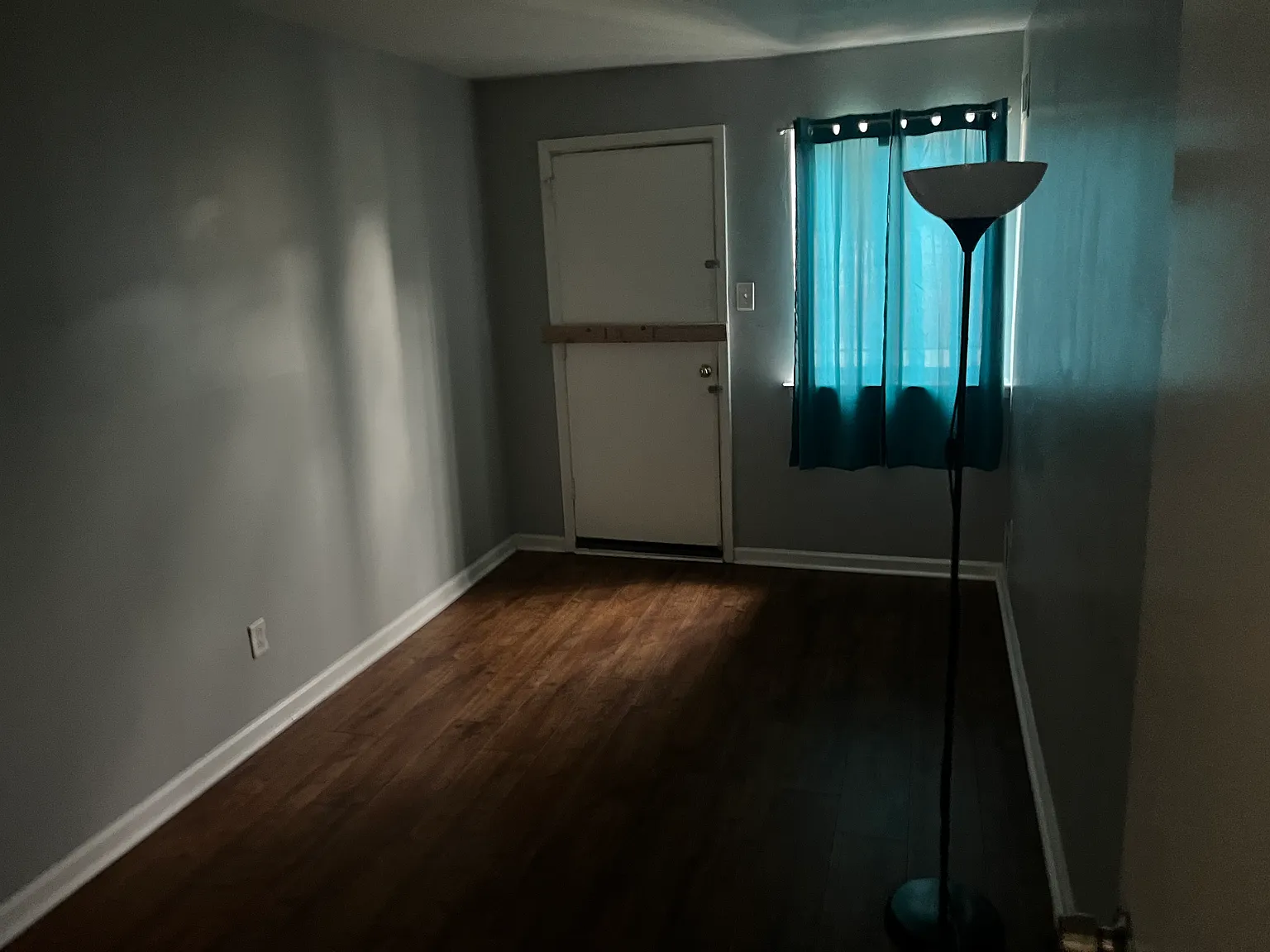 2541 Shelmire Ave — Photo 2