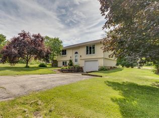 9975 269th Ct, Trevor, WI 53179