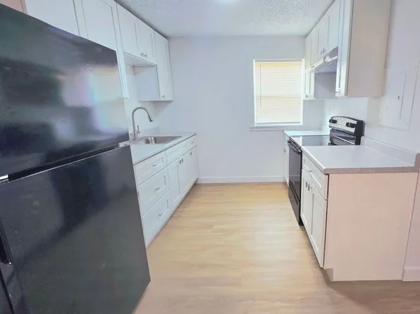 South Town 12, 1411 Basin St SW #7, Ephrata, WA 98823