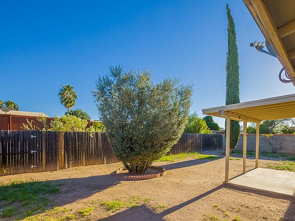 4th image of 8344 E Salinas Dr