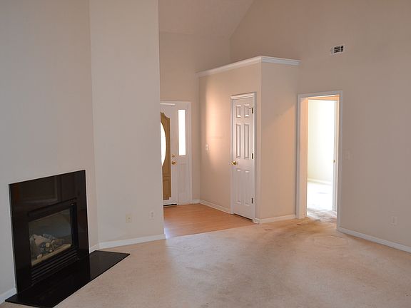 2nd image of 3420 Salem Cove Trl SE
