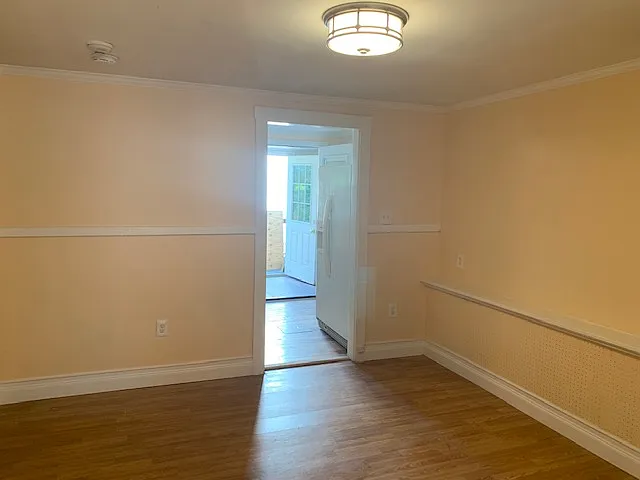 52 Lawrence St - 8 — Photo 2
