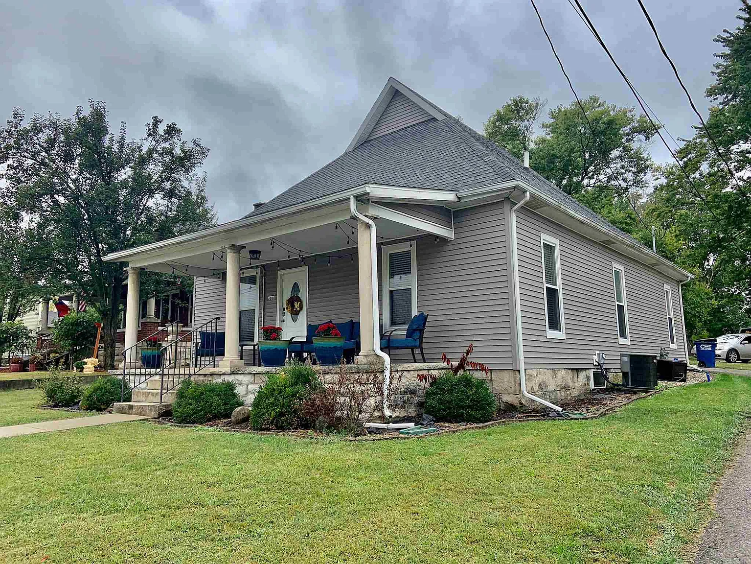 1019 N St photo 1