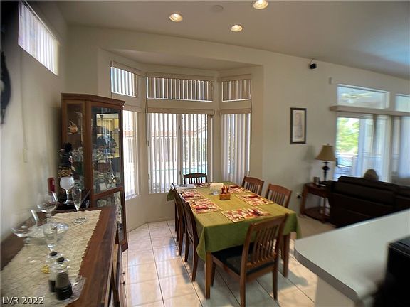 4th image of 10416 Marymont Pl