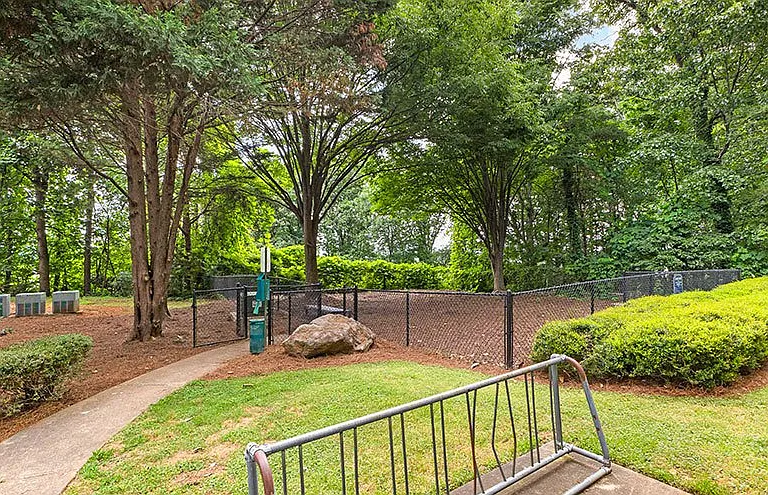 Heights of Kennesaw Apartments — Photo 53